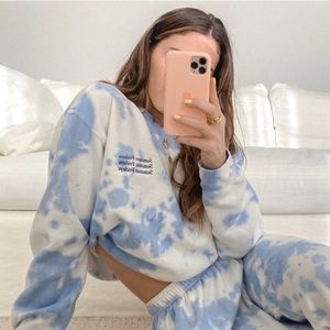 Summer Fridays cloud sweatshirt